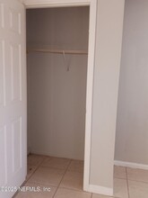5718 Hollyhock Rd in Jacksonville, FL - Building Photo - Building Photo