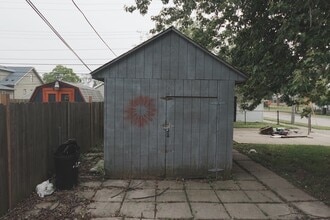 1697 London in Lincoln Park, MI - Building Photo - Building Photo