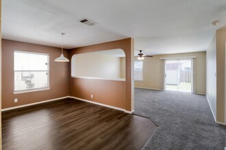 8410 Sea Rim Dr in Converse, TX - Building Photo - Building Photo