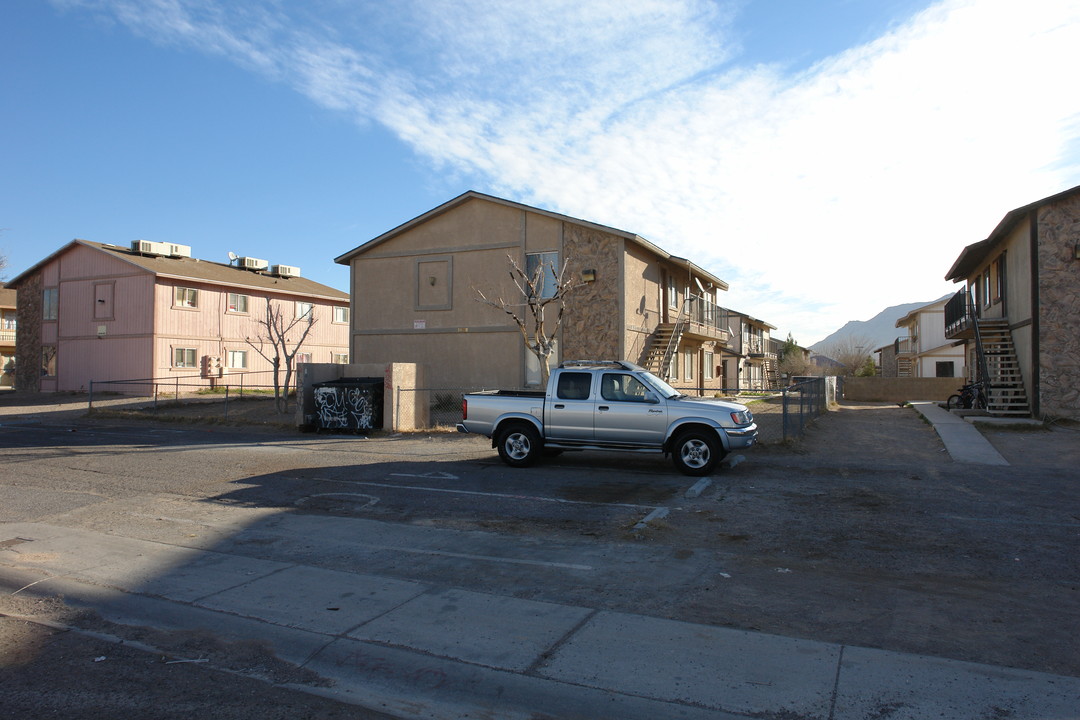 Kell Estates in Las Vegas, NV - Building Photo