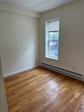 942 Willow Ave in Hoboken, NJ - Building Photo - Building Photo