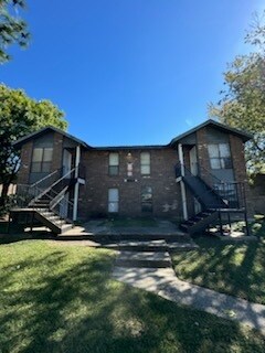 1714 Cedar Lake Dr, Unit B in Baton Rouge, LA - Building Photo