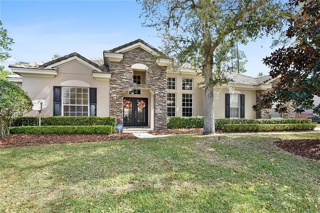 1560 Shadowmoss Cir in Lake Mary, FL - Building Photo