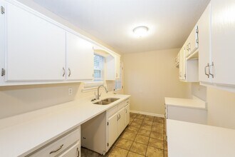 4793 Northwood Hills Dr in Memphis, TN - Building Photo - Building Photo
