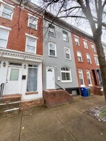327 Scott St in Baltimore, MD - Building Photo