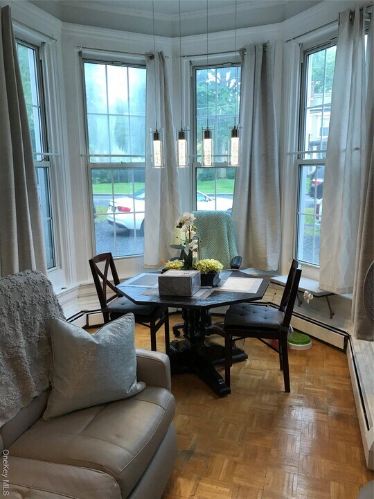 36 South St in Goshen, NY - Building Photo