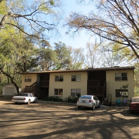 4013 NW 12th Ter in Gainesville, FL - Foto de edificio