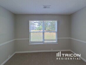 3802 Rosebud Park Dr in Snellville, GA - Building Photo - Building Photo