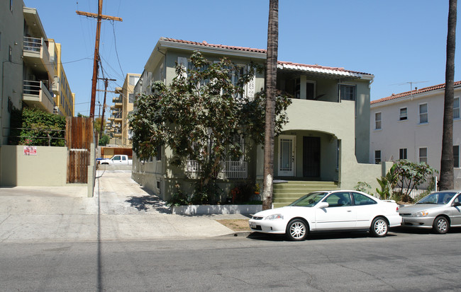 3611 W 4th St in Los Angeles, CA - Building Photo - Building Photo