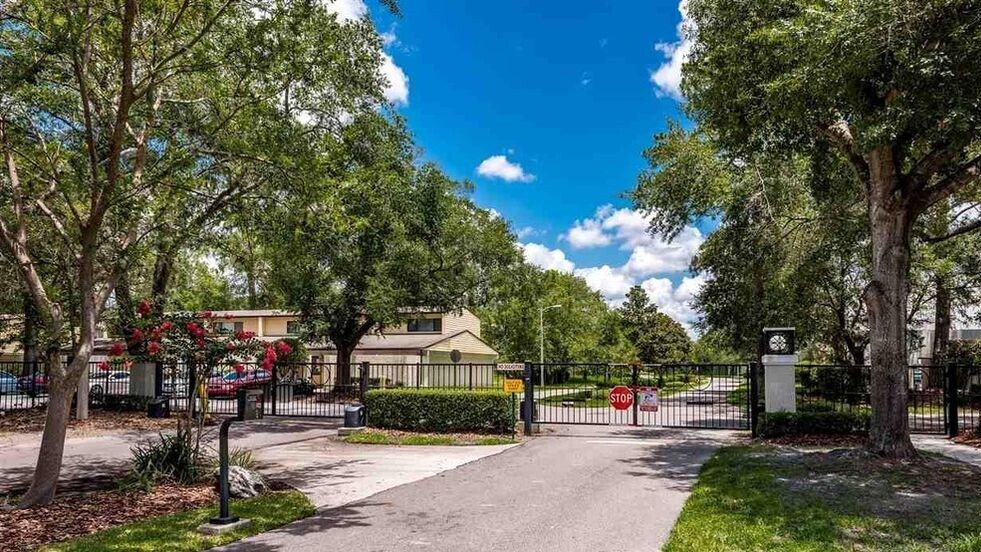 2508 SW 35th Pl in Gainesville, FL - Building Photo