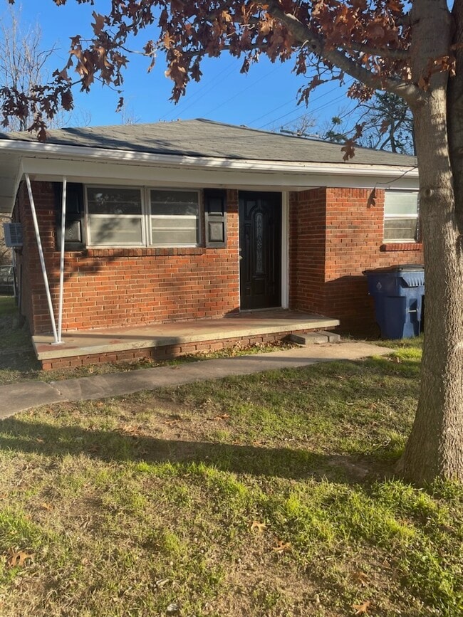 property at 106 S 14th St