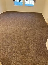 2725 Hyde Park Dr in Grand Prairie, TX - Building Photo - Building Photo