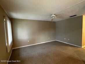 211 San Paulo Cir in West Melbourne, FL - Building Photo - Building Photo