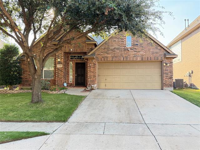 10329 Stoneside Trl in Fort Worth, TX - Building Photo