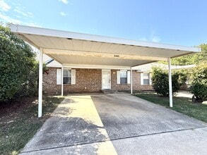 2305 Cimmaron Dr in Ardmore, OK - Foto de edificio - Building Photo