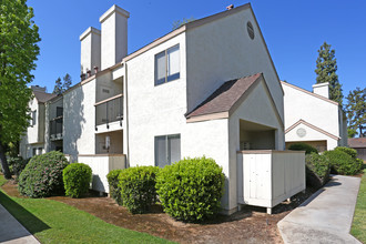 Maroa Park Apartments in Fresno, CA - Building Photo - Building Photo