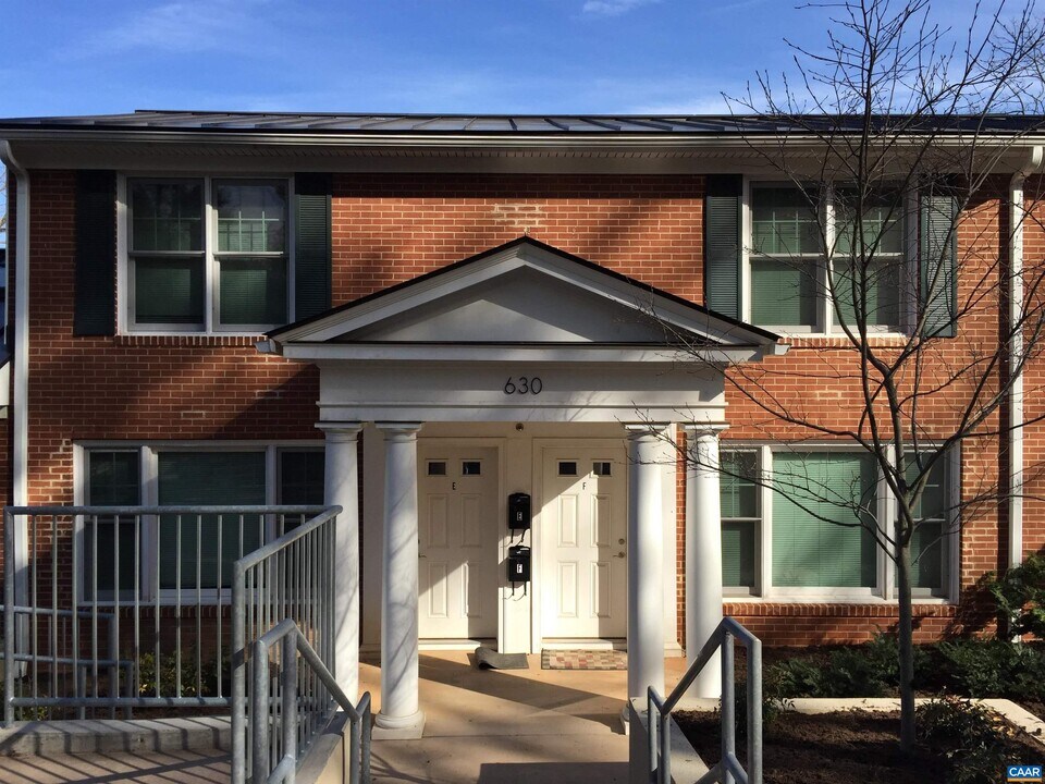 630 Cabell Ave in Charlottesville, VA - Building Photo