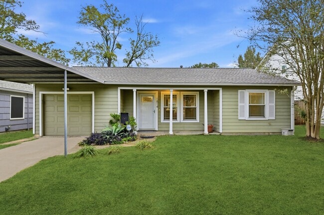 property at 1814 Chantilly Ln