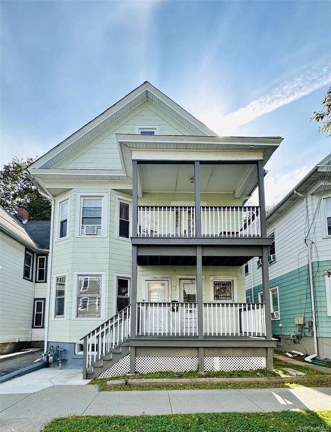 property at 71 N Hamilton St