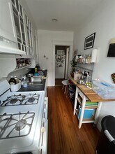 13 Ellery St in Cambridge, MA - Foto de edificio - Building Photo