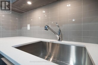 11-4111 Wellesley St W in Toronto, ON - Building Photo - Building Photo