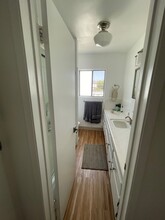 8315 Blackburn Ave, unit 9 in Los Angeles, CA - Building Photo - Building Photo