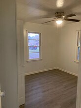 103 Finola Dr in Crowley, LA - Foto de edificio - Building Photo