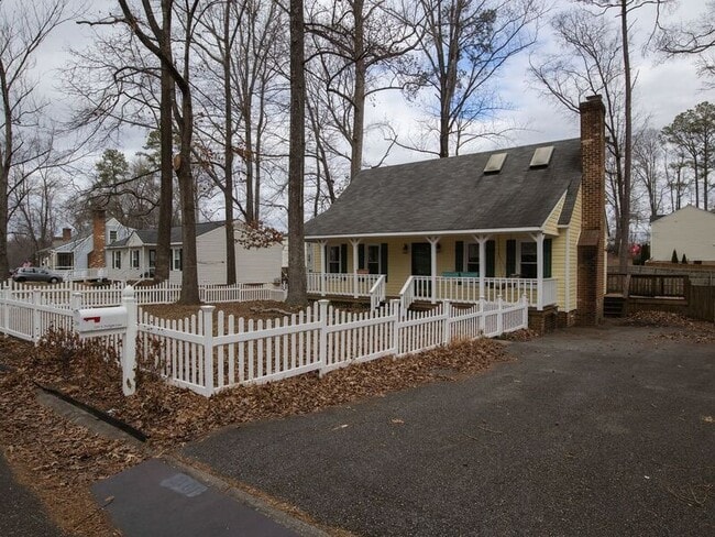 property at 2101 S Twilight Ln