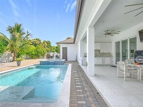 1806 41st St SW in Naples, FL - Building Photo - Building Photo