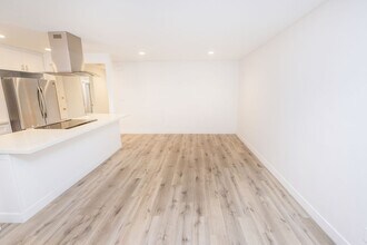 8671 Lake Murray Blvd in San Diego, CA - Building Photo - Building Photo