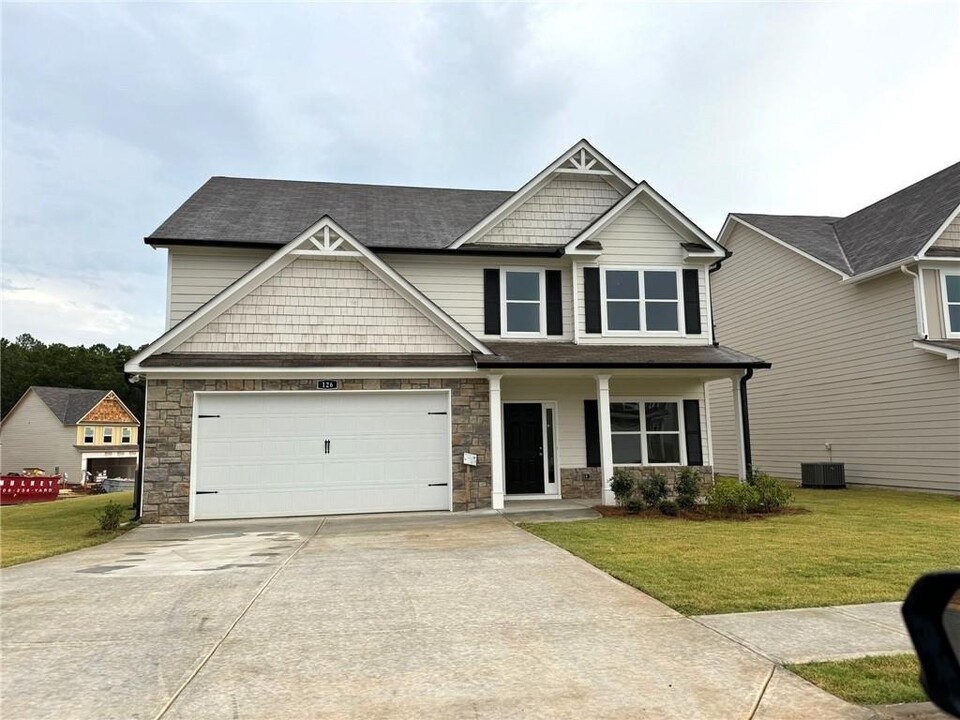 126 Liberty Bell Dr in Cartersville, GA - Building Photo