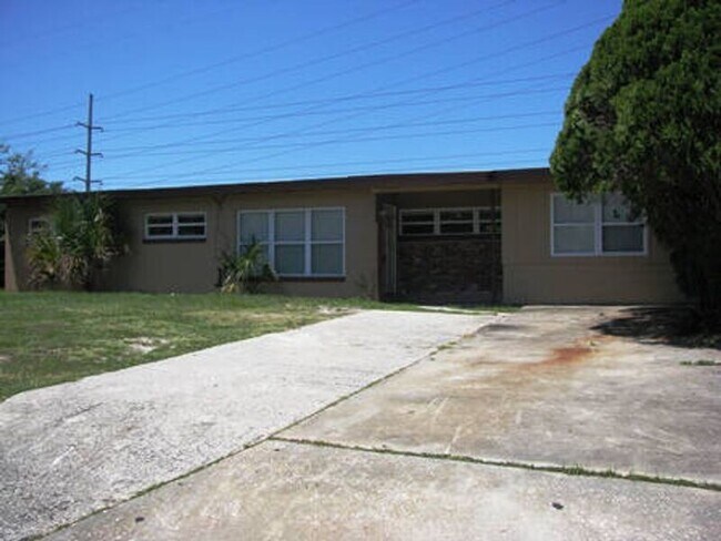 property at 2108 Emeralda Rd