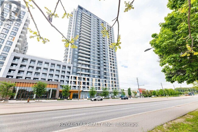 7950-7950 Bathurst St in Vaughan, ON - Building Photo - Building Photo
