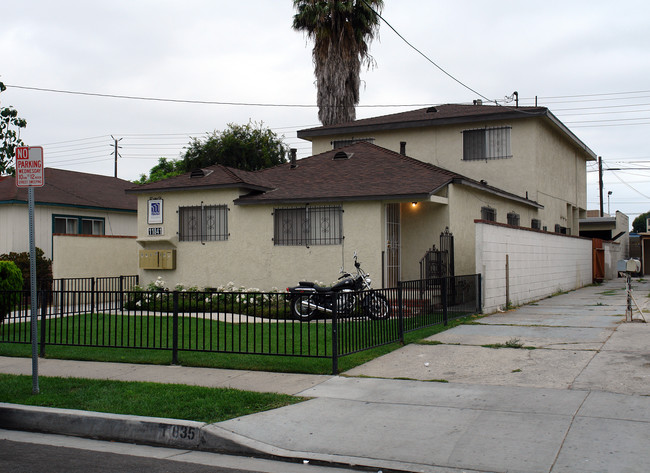 11841 Gale Ave in Hawthorne, CA - Building Photo - Building Photo