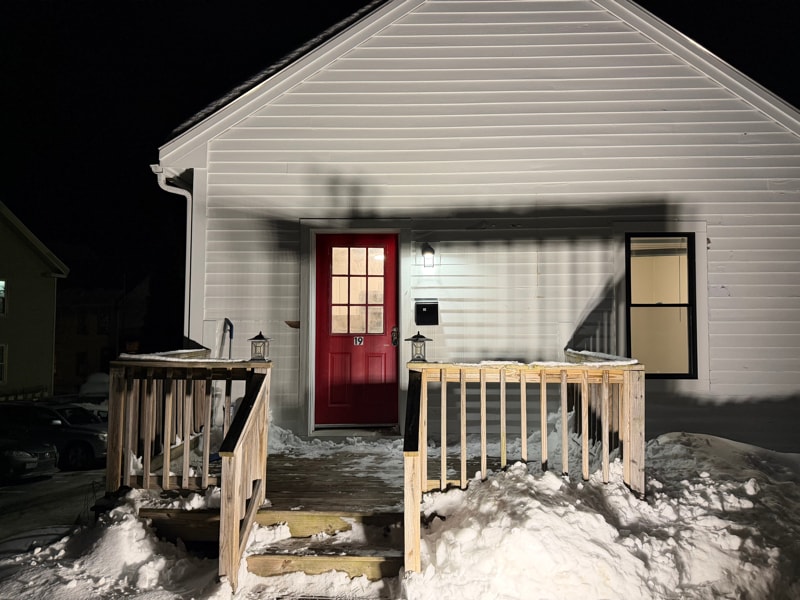 100 Main St, Unit 19 in Newmarket, NH - Building Photo