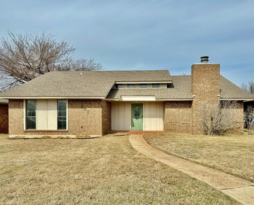 605 NW 138th St in Edmond, OK - Building Photo