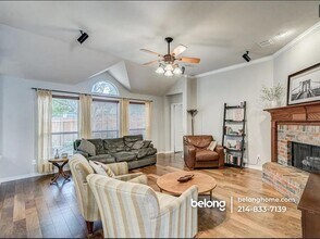 2817 Hollow Ridge Dr in Denton, TX - Building Photo - Building Photo