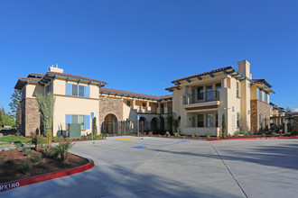 Drew Court in Fresno, CA - Building Photo - Building Photo