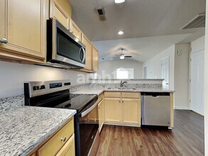 143 Charlotte Ct in Winston-Salem, NC - Building Photo - Building Photo