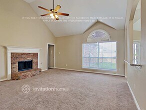 1817 Fairfax Dr in Mansfield, TX - Foto de edificio - Building Photo