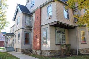 356 Oxford St in Rochester, NY - Building Photo