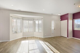 345 Evening Star Ct in Bolingbrook, IL - Building Photo - Building Photo