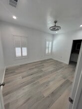 8825 Orangewood Ave in Garden Grove, CA - Building Photo - Building Photo