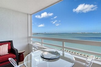 988 Blvd of the Arts in Sarasota, FL - Building Photo - Building Photo