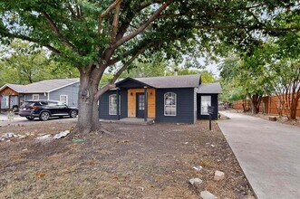 1404 N Bradley St in McKinney, TX - Building Photo - Building Photo
