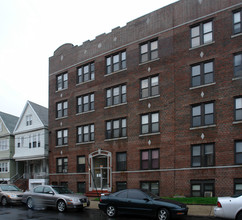 38 W 29th St in Bayonne, NJ - Building Photo - Building Photo