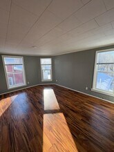 912 N Madison St in Bloomington, IL - Building Photo - Building Photo