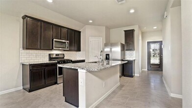 7510 Flintrock Hollow Trail in Richmond, TX - Building Photo - Building Photo