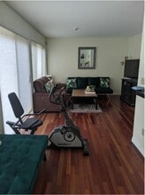 7323 Old Redmond Rd, Unit 8 in Redmond, WA - Foto de edificio - Building Photo