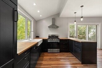 11 Granville Pl in Malden, MA - Building Photo - Building Photo